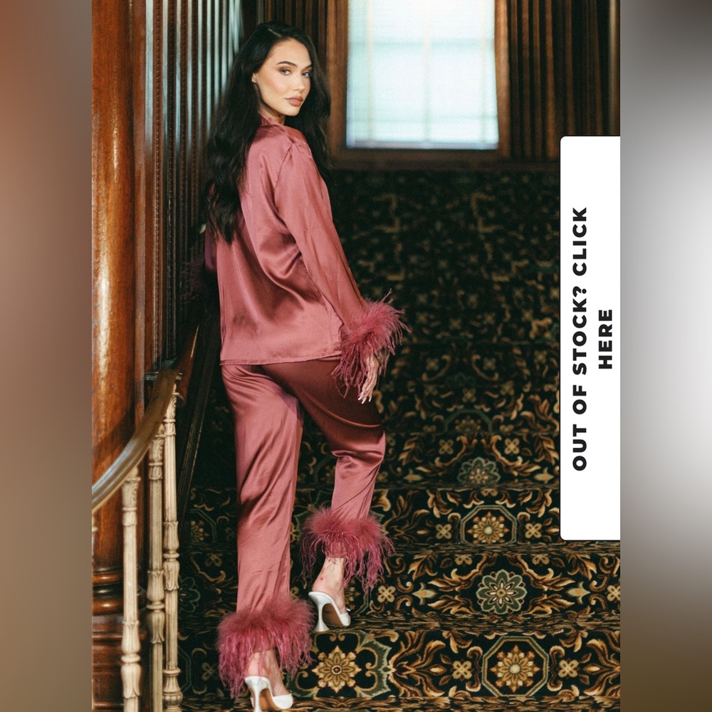 Bon Viviann Rosewood Pajamas Size Medium NWT - never been worn